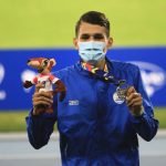 ¡Ibáñez le regala una medalla de plata más a El Salvador!